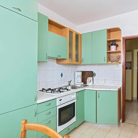 Apartment Apartmenthouse Brela