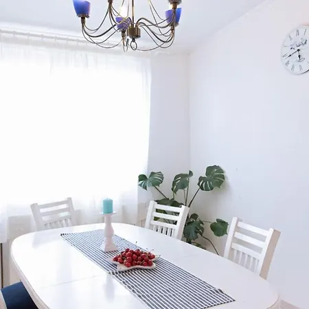 Apartmenthouse Apartment *